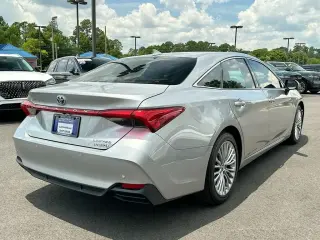 Toyota Avalon Hybrid 2019 XLE 4dr Sedan