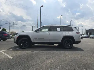 Jeep Grand Cherokee L 2022 4x4 Laredo 4dr SUV