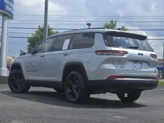 Jeep Grand Cherokee L 2022 4x4 Laredo 4dr SUV