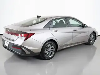 Hyundai ELANTRA 2024 SEL 4dr Sedan