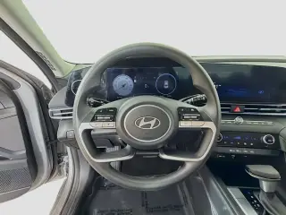 Hyundai ELANTRA 2024 SEL 4dr Sedan