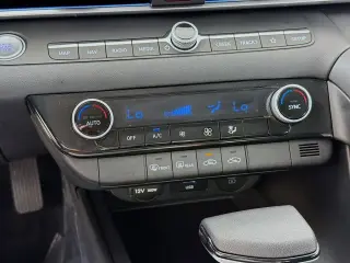 Hyundai ELANTRA 2024 SEL 4dr Sedan