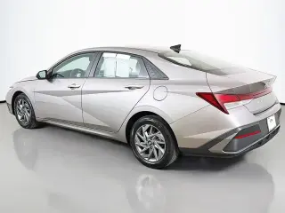 Hyundai ELANTRA 2024 SEL 4dr Sedan