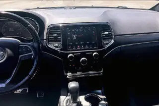 Jeep Grand Cherokee 2019 4x2 Limited 4dr SUV