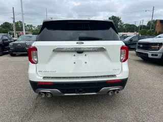 Ford Explorer 2023 AWD Platinum 4dr SUV