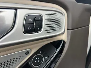 Ford Explorer 2023 AWD Platinum 4dr SUV