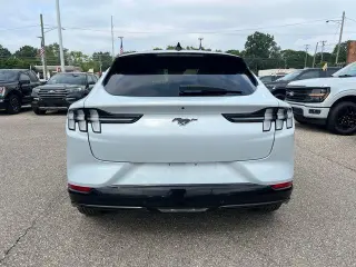 Ford Mustang Mach-E 2023 AWD Premium 4dr SUV