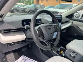 Ford Mustang Mach-E 2023 AWD Premium 4dr SUV