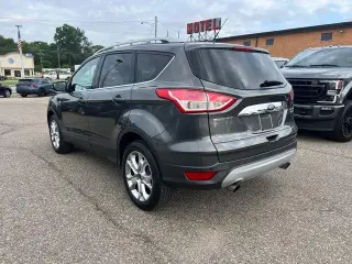 Ford Escape 2015 Titanium 4dr SUV