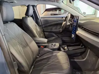 Ford Mustang Mach-E 2023 AWD California Route 1 4dr SUV