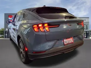Ford Mustang Mach-E 2023 Select 4dr SUV