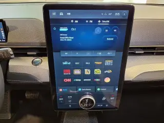 Ford Mustang Mach-E 2023 Select 4dr SUV