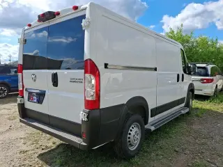 Ram ProMaster 2025 Tradesman 2500 136 WB 3dr Low Roof Cargo Van w/ Passenger Seat