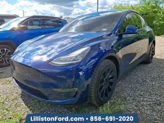 Tesla Model Y 2021 AWD Long Range 4dr Crossover
