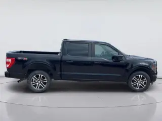 Ford F-150 2023 4x2 XL 4dr SuperCrew 5.5 ft. SB