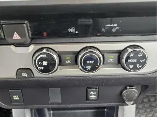 Toyota Tacoma 2018 4x2 SR5 4dr Double Cab 5.0 ft SB