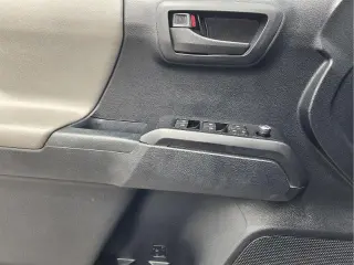 Toyota Tacoma 2018 4x2 SR5 4dr Double Cab 5.0 ft SB
