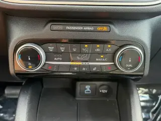 Ford Escape 2022 AWD SE 4dr SUV