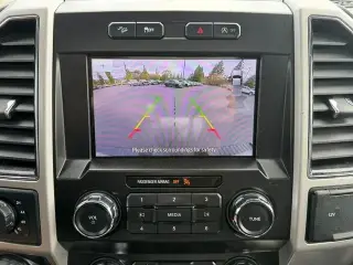 Ford F-150 2019 4x4 Platinum 4dr SuperCrew 6.5 ft. SB