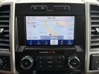 Ford F-150 2019 4x4 Platinum 4dr SuperCrew 6.5 ft. SB