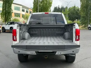 Ford F-150 2019 4x4 Platinum 4dr SuperCrew 6.5 ft. SB