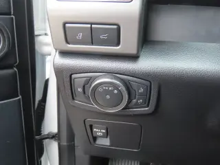 Ford Expedition 2020 4x2 XLT 4dr SUV