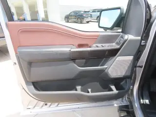 Ford F-150 2021 4x4 Lariat 4dr SuperCrew 6.5 ft. SB