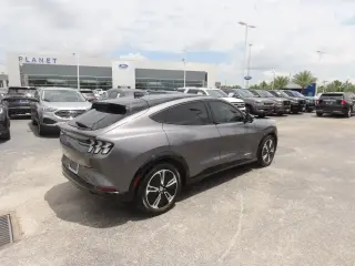 Ford Mustang Mach-E 2023 Premium 4dr SUV