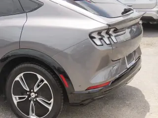 Ford Mustang Mach-E 2023 Premium 4dr SUV