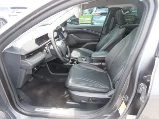 Ford Mustang Mach-E 2023 Premium 4dr SUV