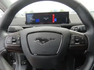 Ford Mustang Mach-E 2023 Premium 4dr SUV