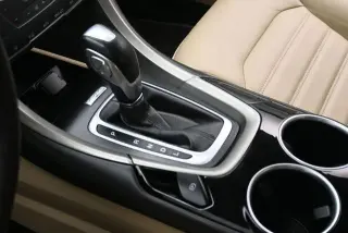 Ford Fusion Hybrid 2013 SE 4dr Sedan