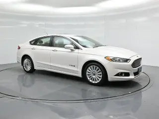 Ford Fusion Hybrid 2013 SE 4dr Sedan