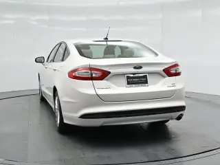 Ford Fusion Hybrid 2013 SE 4dr Sedan