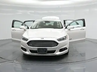 Ford Fusion Hybrid 2013 SE 4dr Sedan