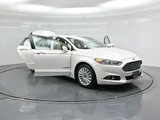 Ford Fusion Hybrid 2013 SE 4dr Sedan