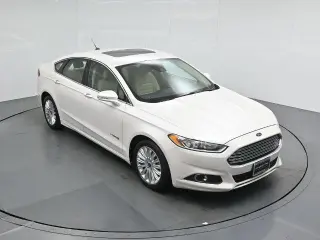 Ford Fusion Hybrid 2013 SE 4dr Sedan