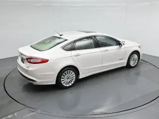 Ford Fusion Hybrid 2013 SE 4dr Sedan