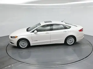 Ford Fusion Hybrid 2013 SE 4dr Sedan