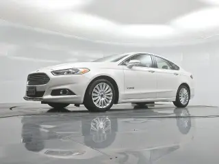 Ford Fusion Hybrid 2013 SE 4dr Sedan