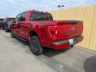 Ford F-150 2022 4x4 XL 4dr SuperCrew 5.5 ft. SB