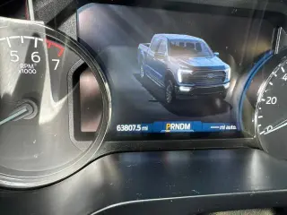 Ford F-150 2022 4x4 XL 4dr SuperCrew 5.5 ft. SB