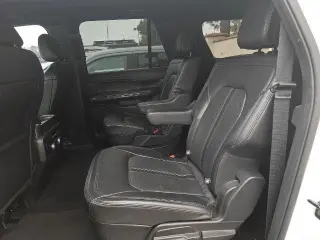 Ford Expedition MAX 2021 4x4 Limited 4dr SUV