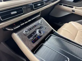 Lincoln Aviator 2020 AWD Reserve 4dr SUV