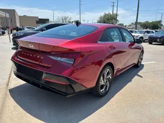 Hyundai ELANTRA 2025 Limited 4dr Sedan