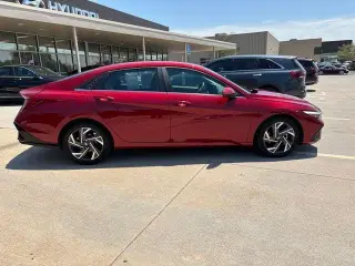Hyundai ELANTRA 2025 Limited 4dr Sedan