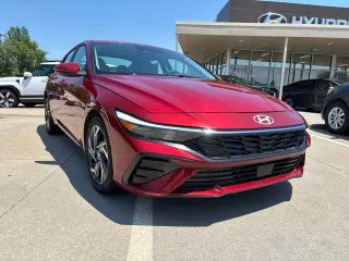 Hyundai ELANTRA 2025 Limited 4dr Sedan