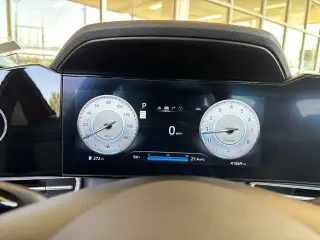 Hyundai ELANTRA 2025 Limited 4dr Sedan