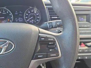 Hyundai ELANTRA 2017 SE 4dr Sedan 6M