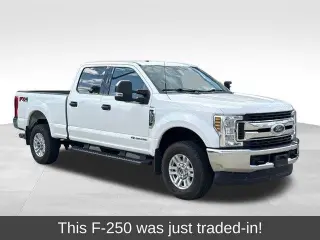 Ford F-250 Super Duty 2019 4x4 Limited 4dr Crew Cab 8 ft. LB Pickup